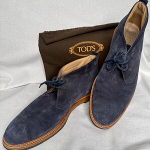 Tod's Men's Navy Suede Chukka Boots
